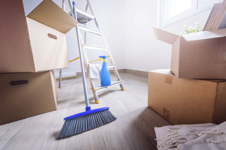 The Cost of End of Lease Cleaning in Sydney & Checklist